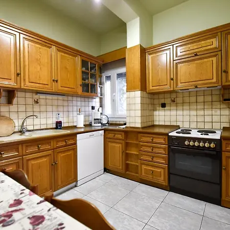 House By The Sea Apartament *