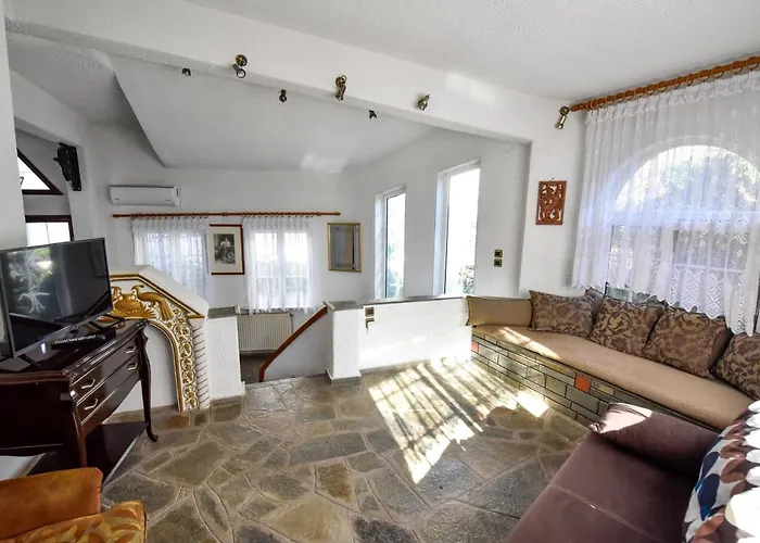House By The Sea Nea Iraklitsa