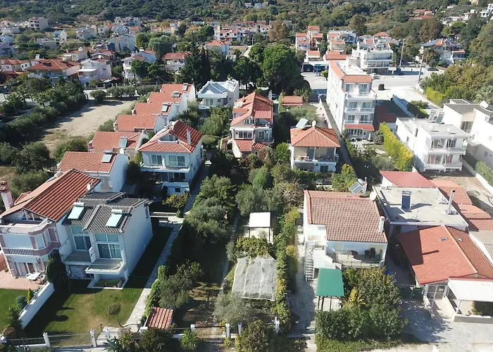 House By The Sea