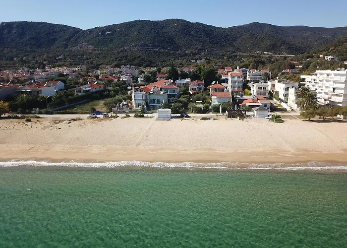 House By The Sea Апартаменты